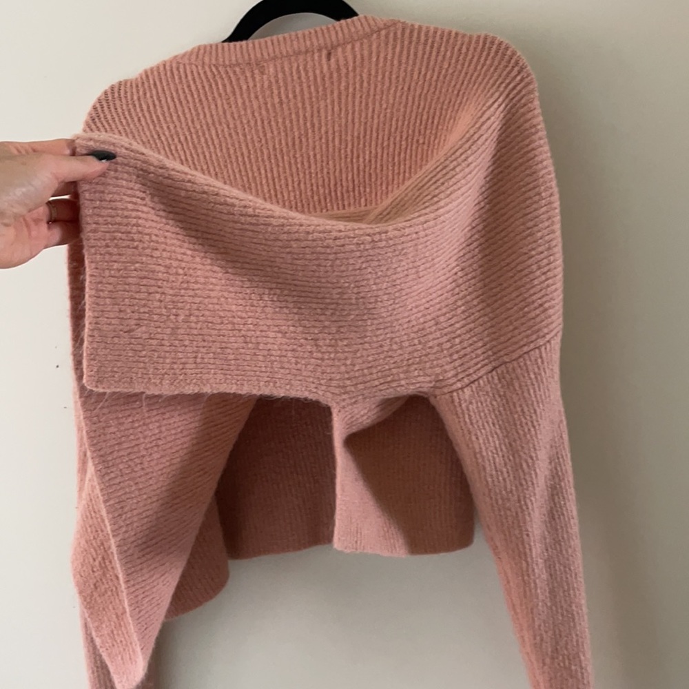 Pink Sweater - Picture 6 of 7